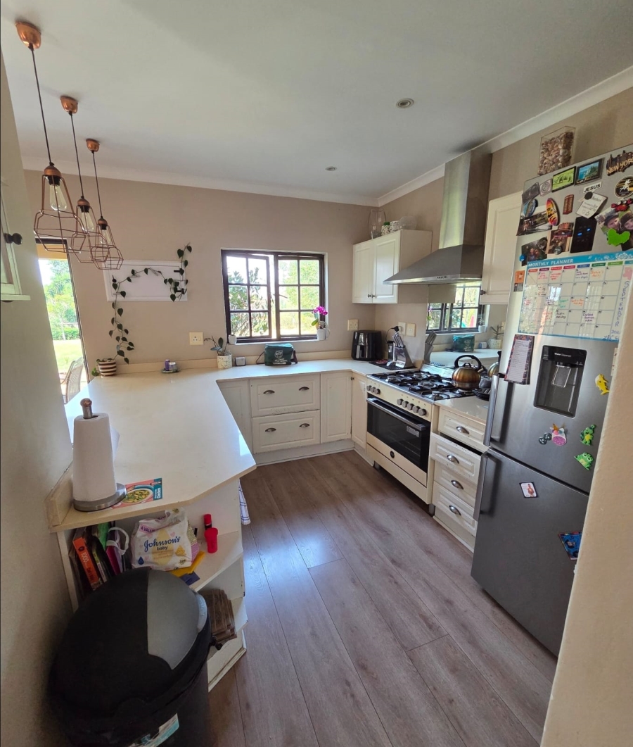 3 Bedroom Property for Sale in Clifton Hill Estate KwaZulu-Natal