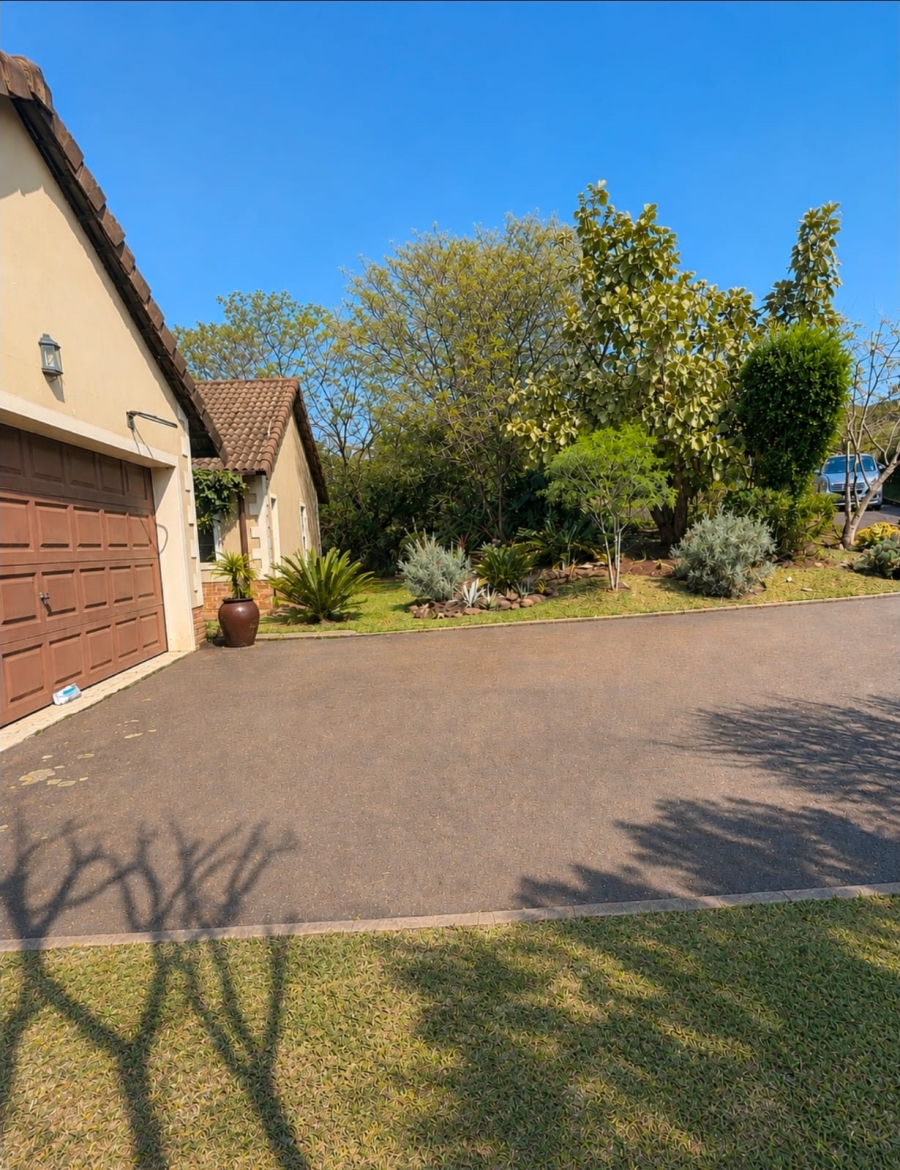 3 Bedroom Property for Sale in Clifton Hill Estate KwaZulu-Natal