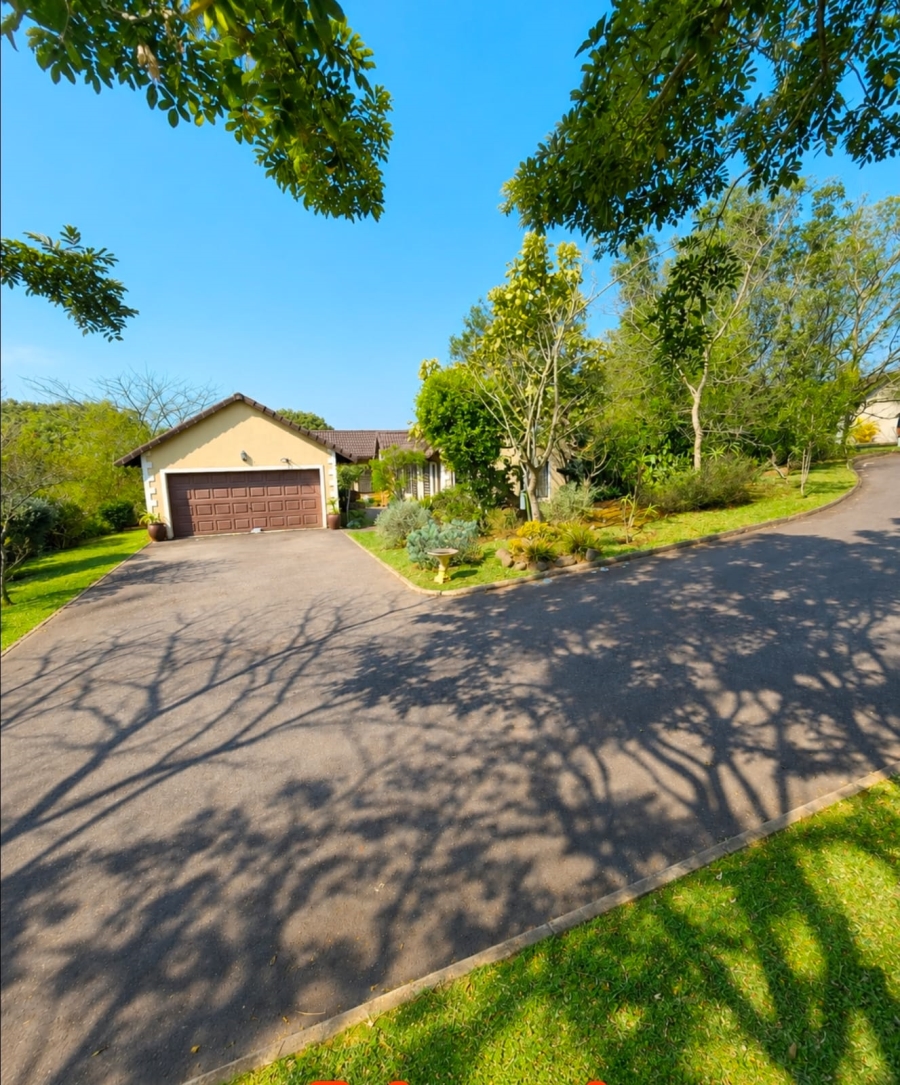 3 Bedroom Property for Sale in Clifton Hill Estate KwaZulu-Natal