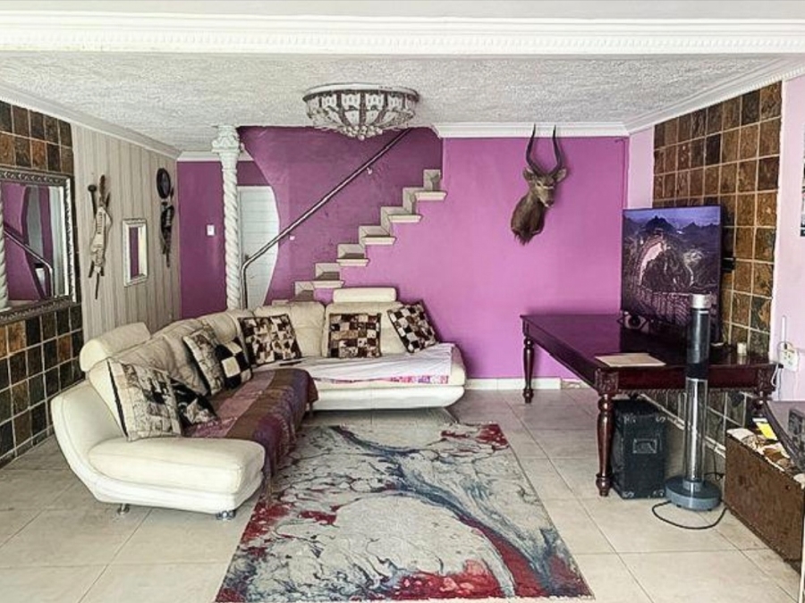 3 Bedroom Property for Sale in Sunford KwaZulu-Natal