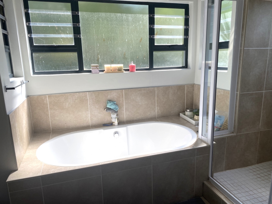 To Let 4 Bedroom Property for Rent in Palm Lakes Estate KwaZulu-Natal