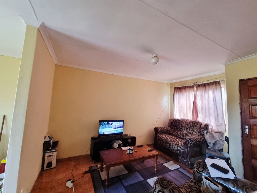 2 Bedroom Property for Sale in Ngwelezana KwaZulu-Natal
