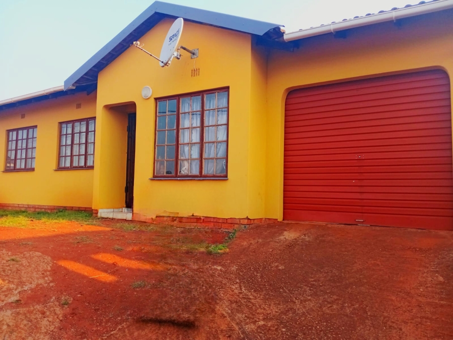 To Let 3 Bedroom Property for Rent in Umhlathuze KwaZulu-Natal