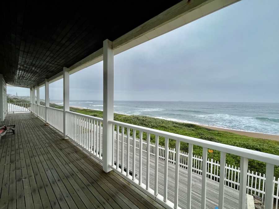 To Let 7 Bedroom Property for Rent in Tinley Manor KwaZulu-Natal