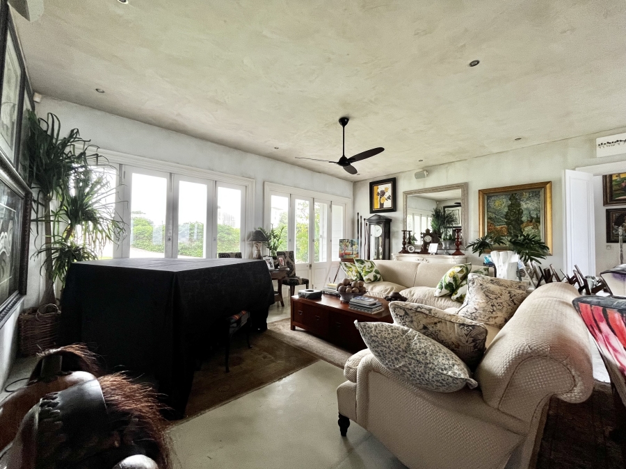 To Let 7 Bedroom Property for Rent in Tinley Manor KwaZulu-Natal