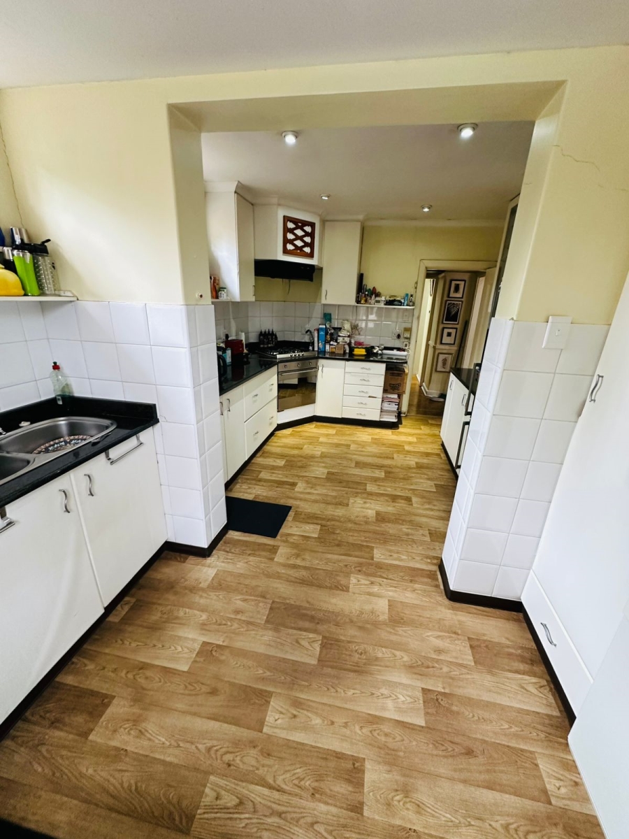 3 Bedroom Property for Sale in Scottsville KwaZulu-Natal