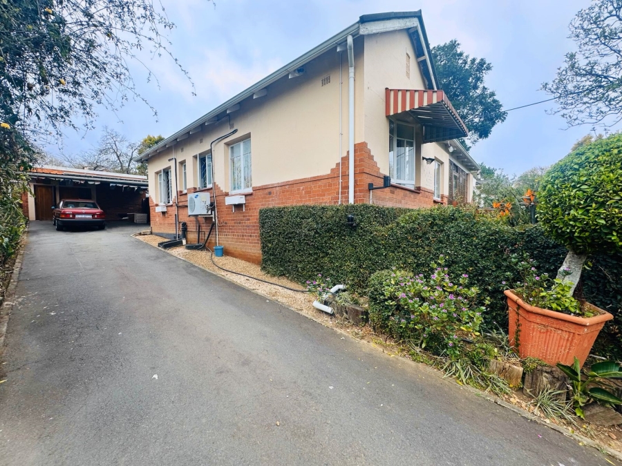 3 Bedroom Property for Sale in Scottsville KwaZulu-Natal