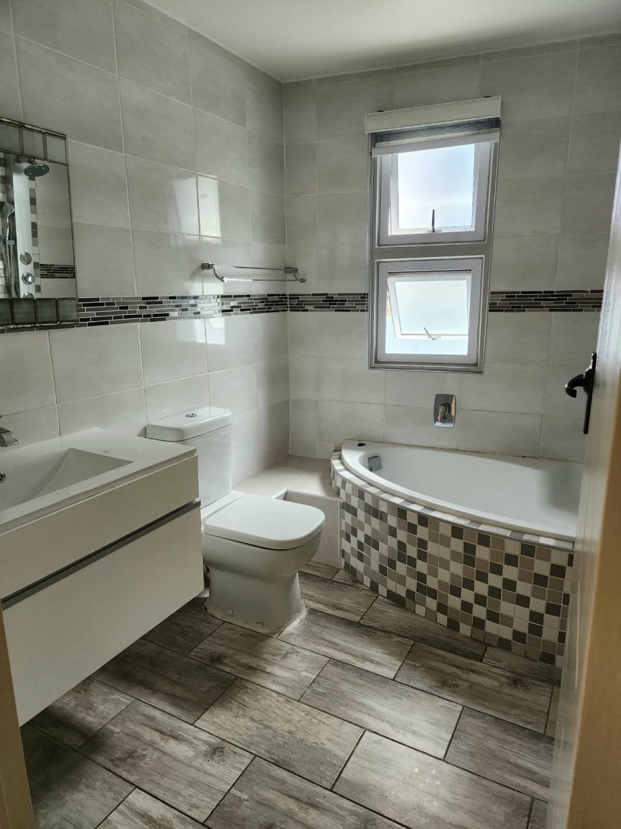 3 Bedroom Property for Sale in Shakas Rock KwaZulu-Natal