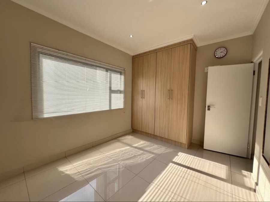 To Let 2 Bedroom Property for Rent in Umhlanga Ridge KwaZulu-Natal
