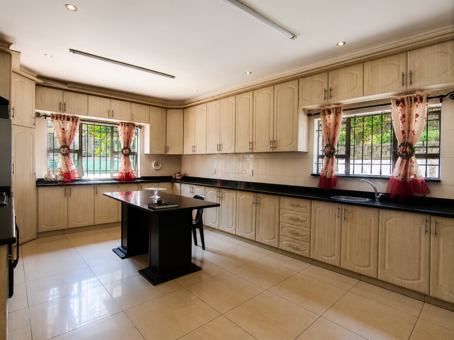 To Let 4 Bedroom Property for Rent in La Mercy KwaZulu-Natal