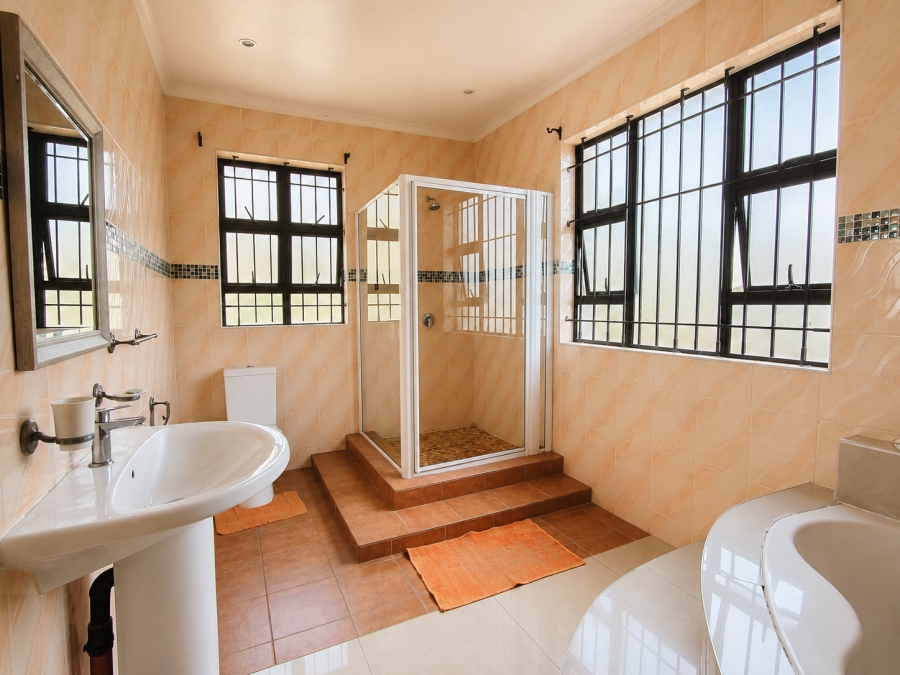 To Let 4 Bedroom Property for Rent in La Mercy KwaZulu-Natal