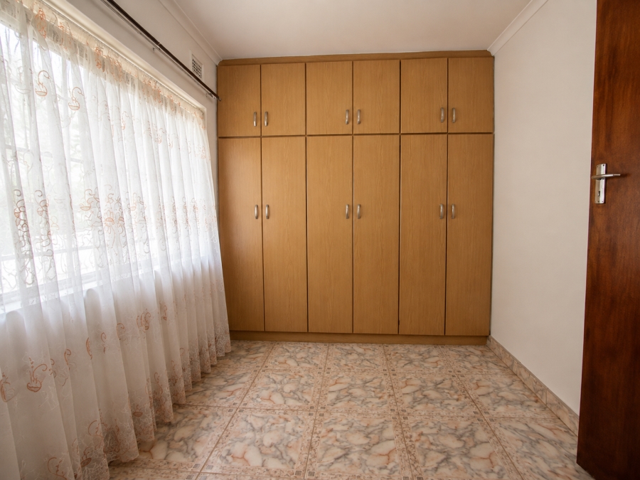 To Let 4 Bedroom Property for Rent in La Mercy KwaZulu-Natal