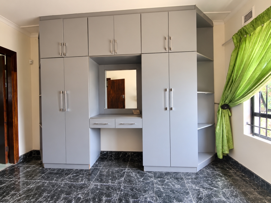 To Let 4 Bedroom Property for Rent in La Mercy KwaZulu-Natal