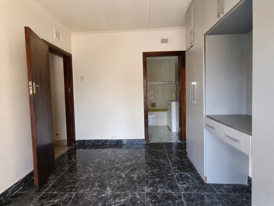 To Let 4 Bedroom Property for Rent in La Mercy KwaZulu-Natal
