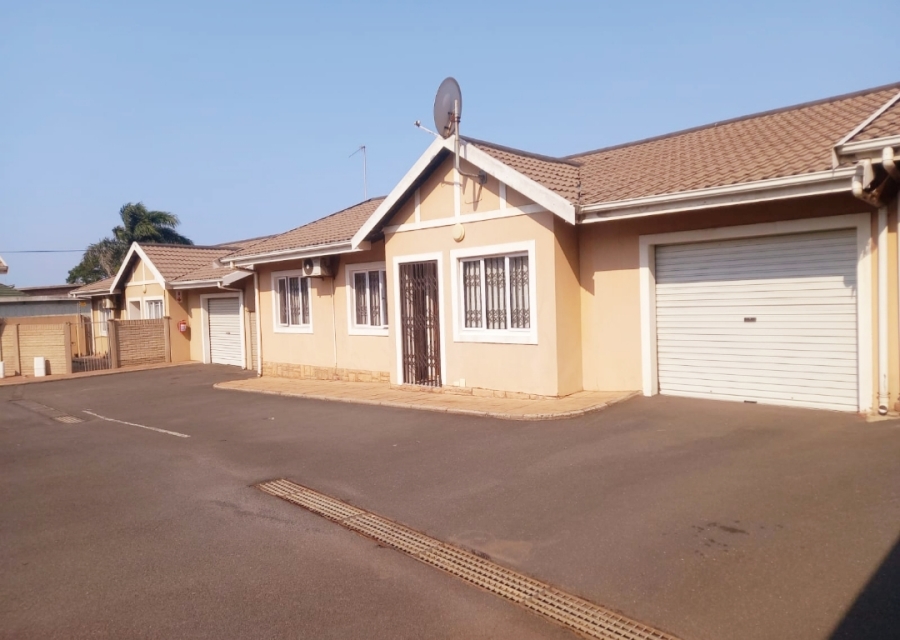 3 Bedroom Property for Sale in Montclair KwaZulu-Natal