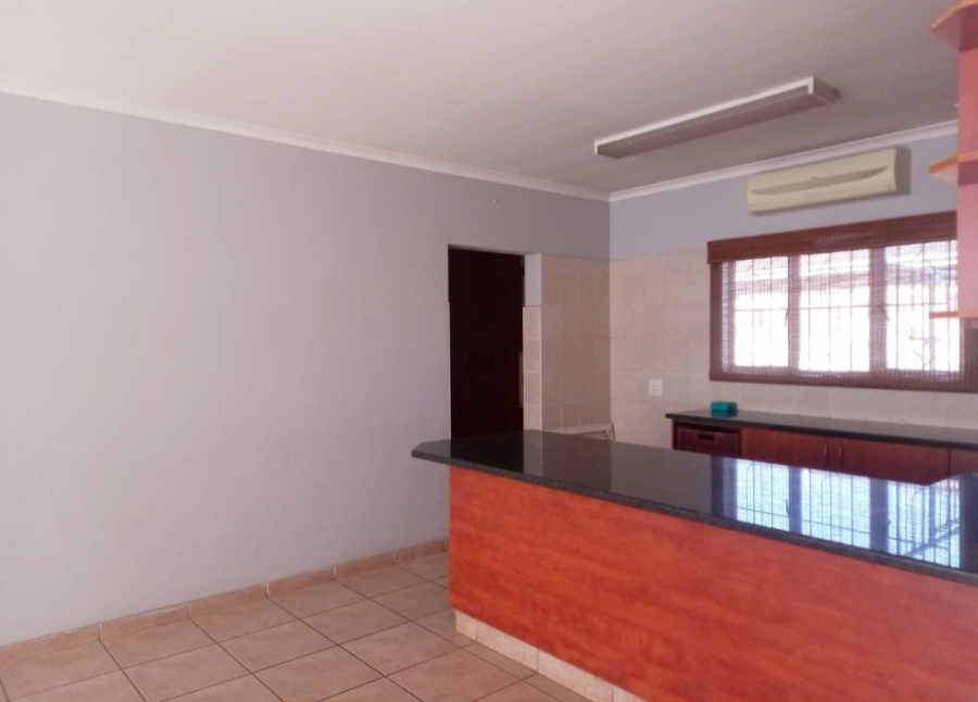 3 Bedroom Property for Sale in Montclair KwaZulu-Natal