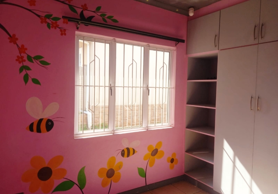 3 Bedroom Property for Sale in Montclair KwaZulu-Natal