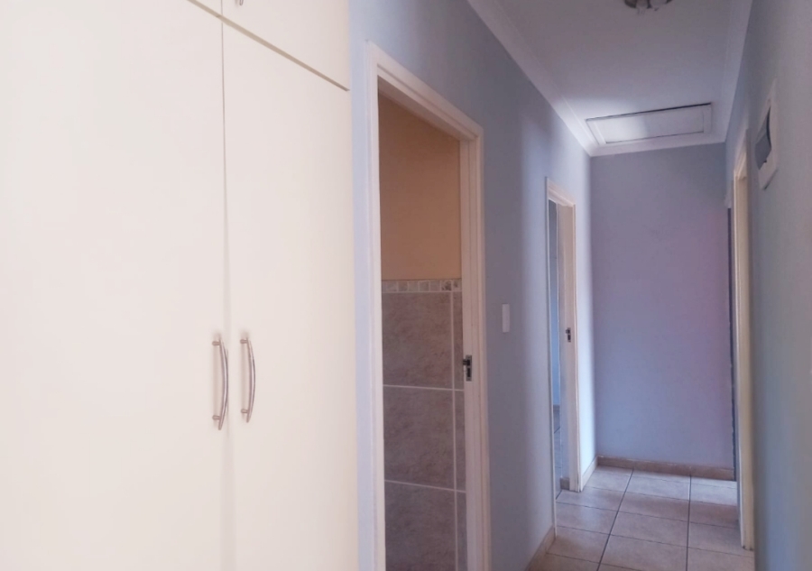 3 Bedroom Property for Sale in Montclair KwaZulu-Natal