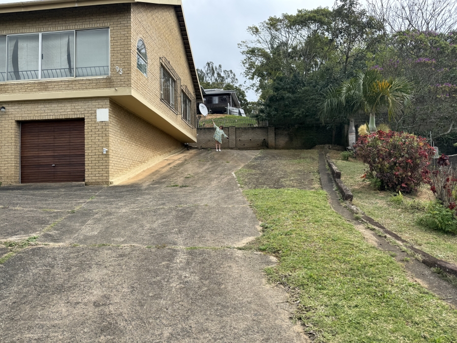 3 Bedroom Property for Sale in Hibberdene KwaZulu-Natal