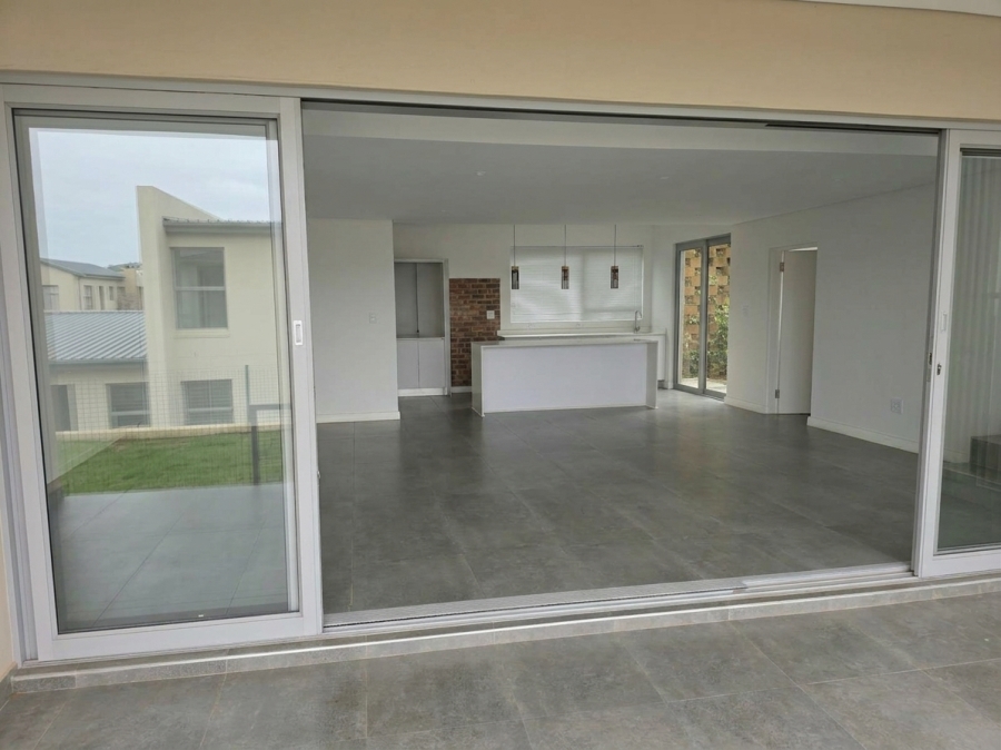 To Let 3 Bedroom Property for Rent in Zululami Coastal Estate KwaZulu-Natal