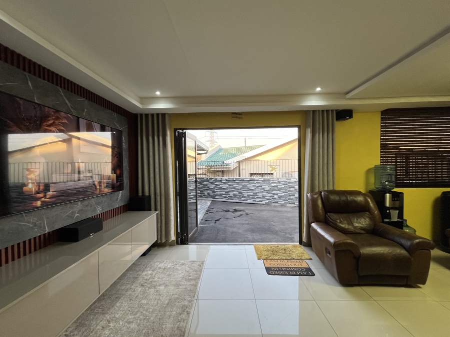 3 Bedroom Property for Sale in Southgate KwaZulu-Natal