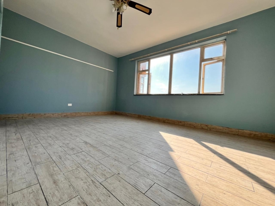 1 Bedroom Property for Sale in Ocean View KwaZulu-Natal