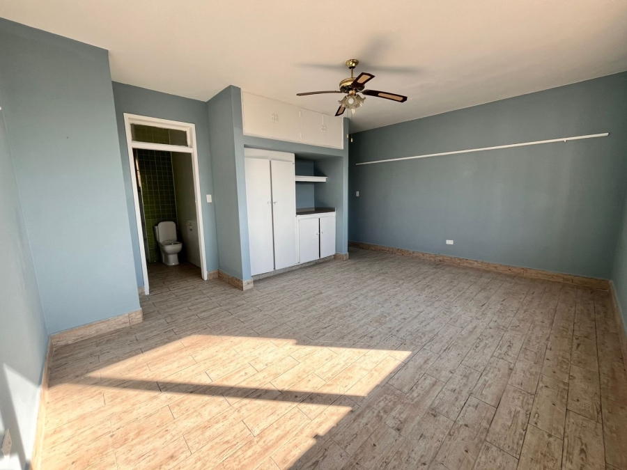 1 Bedroom Property for Sale in Ocean View KwaZulu-Natal
