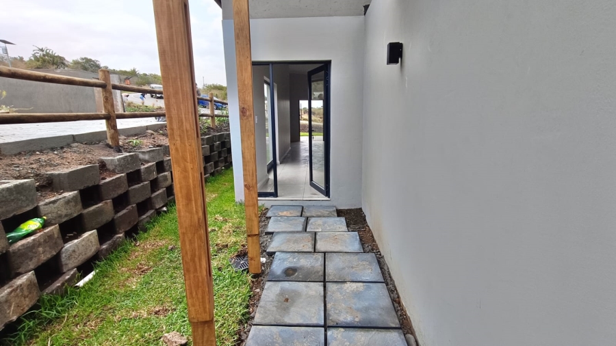 3 Bedroom Property for Sale in Palm Lakes Estate KwaZulu-Natal