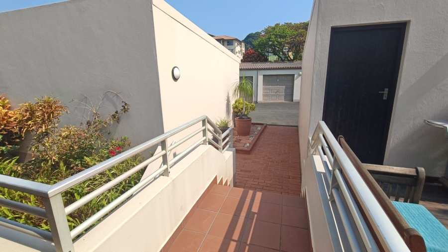 3 Bedroom Property for Sale in Willard Beach KwaZulu-Natal