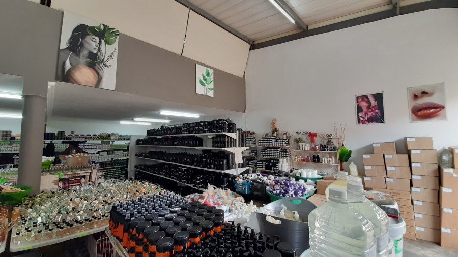 To Let Commercial Property for Rent in Ballito Commercial District KwaZulu-Natal