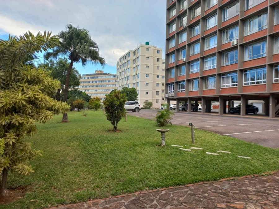 To Let 2 Bedroom Property for Rent in Essenwood KwaZulu-Natal