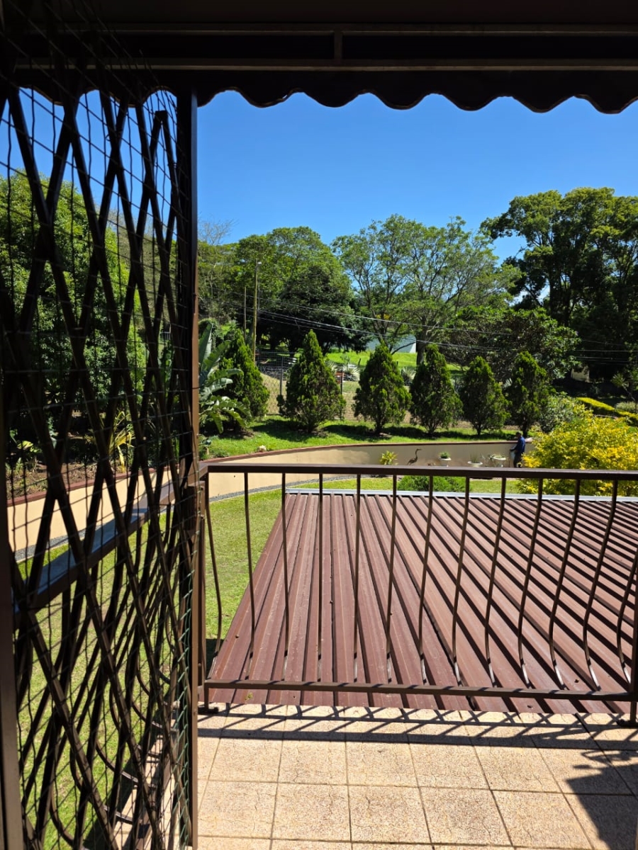 To Let 1 Bedroom Property for Rent in Crestholme KwaZulu-Natal
