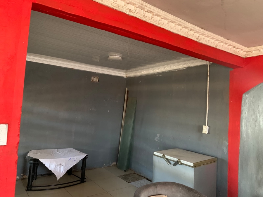 3 Bedroom Property for Sale in Kwamashu KwaZulu-Natal
