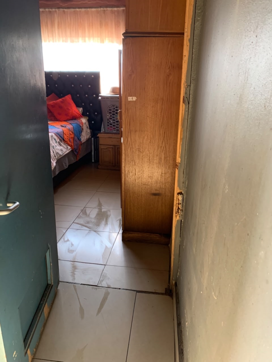 3 Bedroom Property for Sale in Kwamashu KwaZulu-Natal