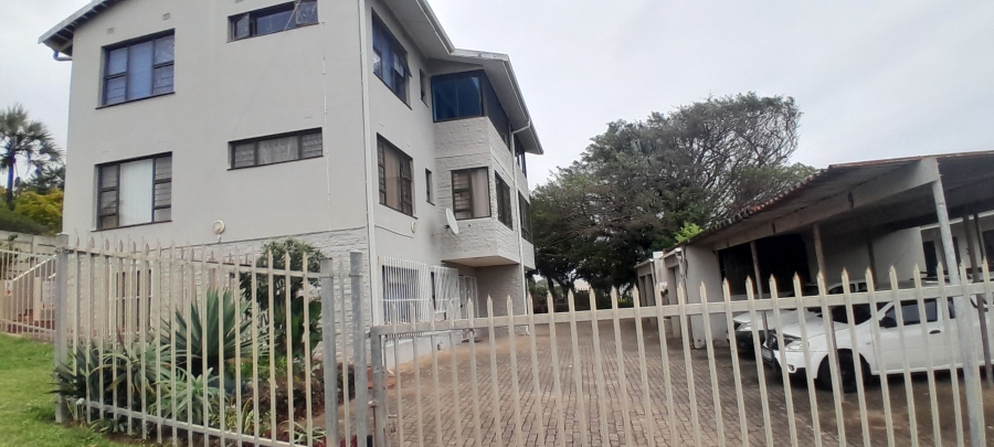 2 Bedroom Property for Sale in St Michaels On Sea KwaZulu-Natal