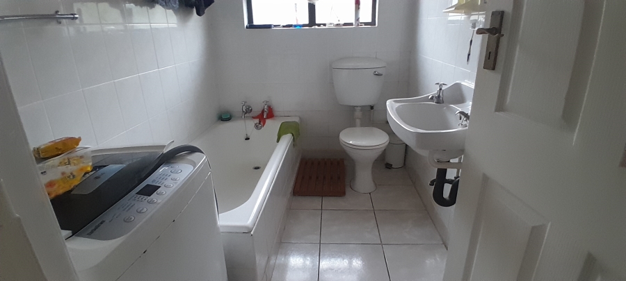 2 Bedroom Property for Sale in St Michaels On Sea KwaZulu-Natal