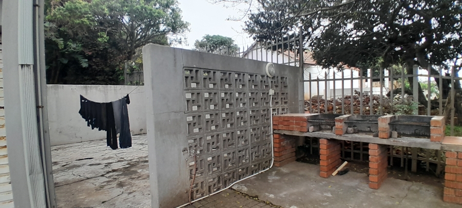 2 Bedroom Property for Sale in St Michaels On Sea KwaZulu-Natal