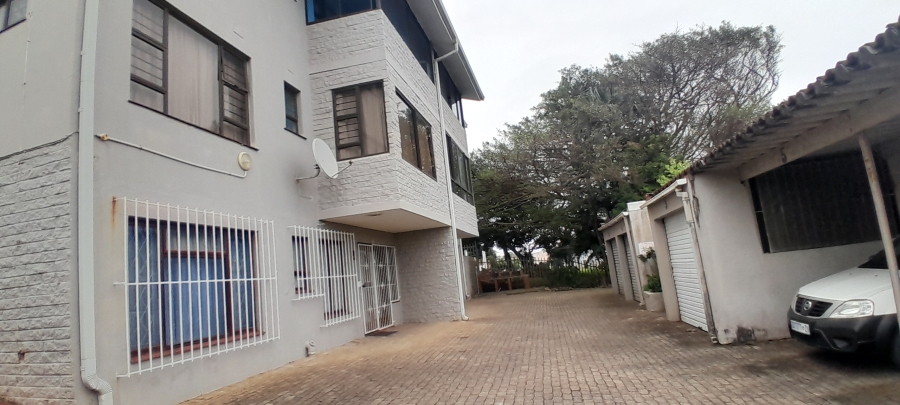 2 Bedroom Property for Sale in St Michaels On Sea KwaZulu-Natal