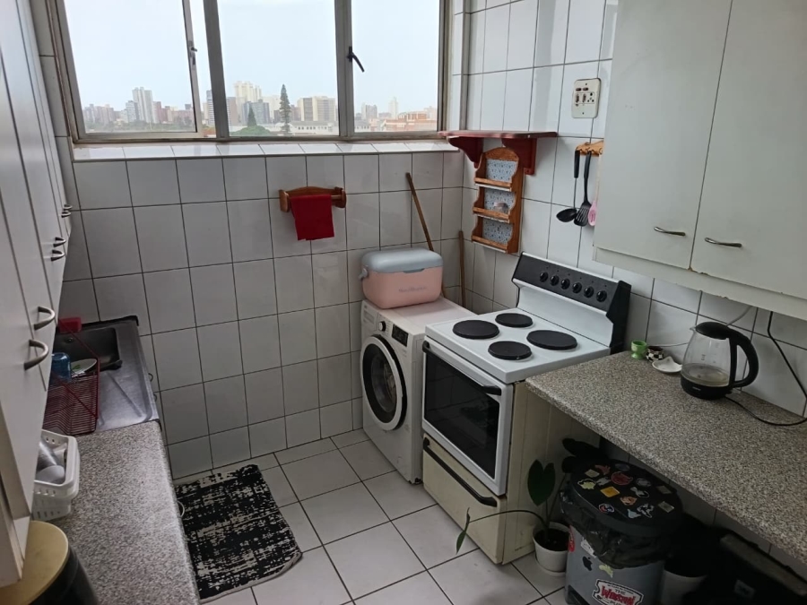 To Let 1 Bedroom Property for Rent in Windermere KwaZulu-Natal