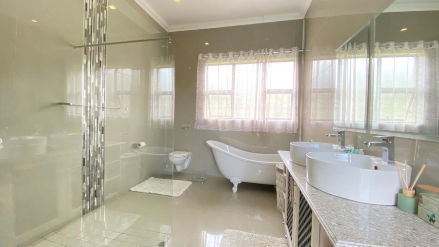To Let 3 Bedroom Property for Rent in Vulintaba Country Estate KwaZulu-Natal
