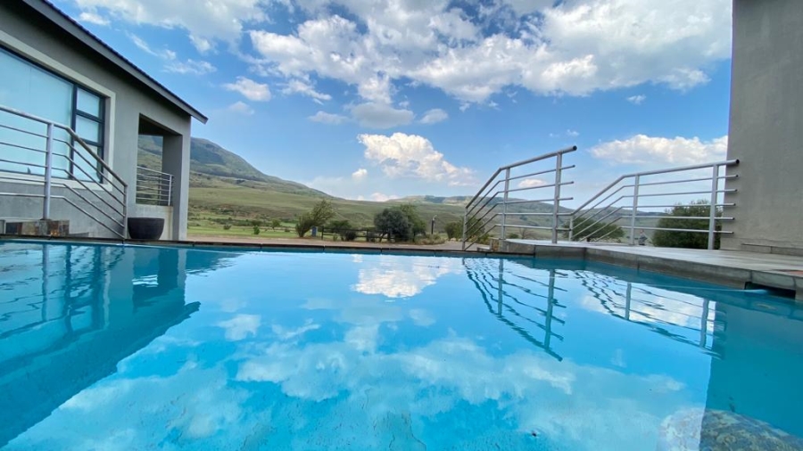 To Let 3 Bedroom Property for Rent in Vulintaba Country Estate KwaZulu-Natal