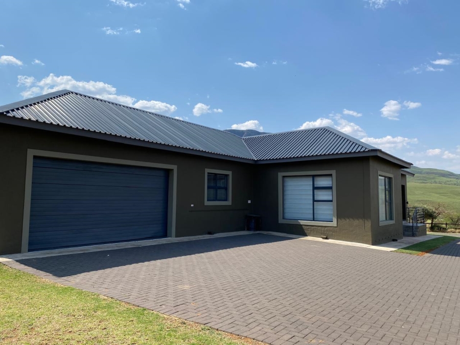 To Let 3 Bedroom Property for Rent in Vulintaba Country Estate KwaZulu-Natal