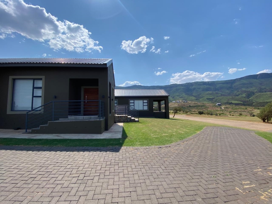 To Let 3 Bedroom Property for Rent in Vulintaba Country Estate KwaZulu-Natal