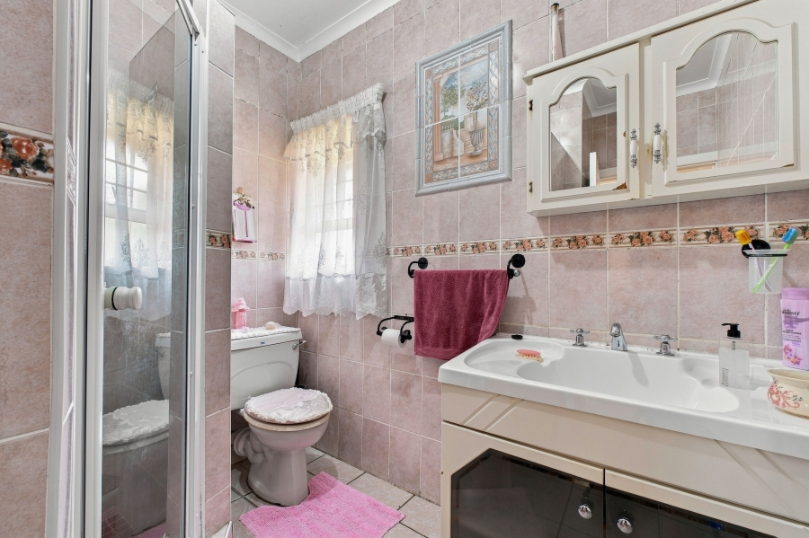 4 Bedroom Property for Sale in Chiltern Hills KwaZulu-Natal