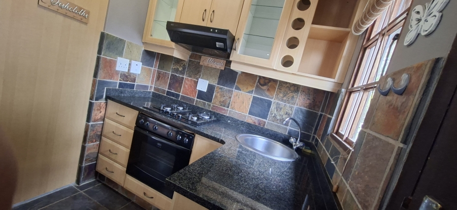 To Let 1 Bedroom Property for Rent in Winston Park KwaZulu-Natal