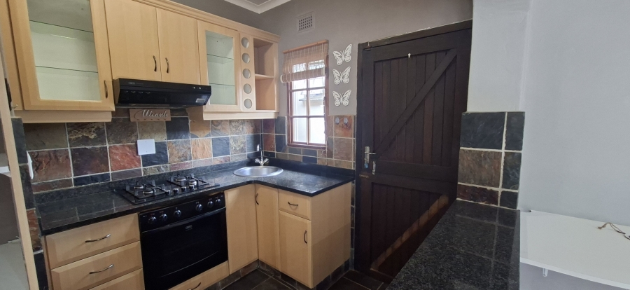 To Let 1 Bedroom Property for Rent in Winston Park KwaZulu-Natal