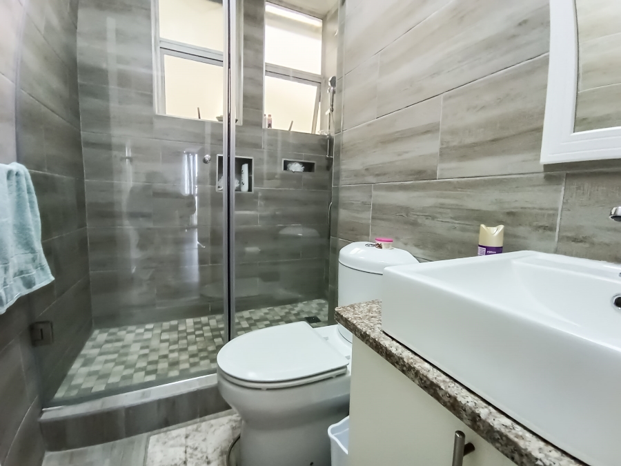 To Let 3 Bedroom Property for Rent in Umhlanga KwaZulu-Natal