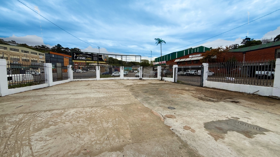 To Let Commercial Property for Rent in Briardene KwaZulu-Natal