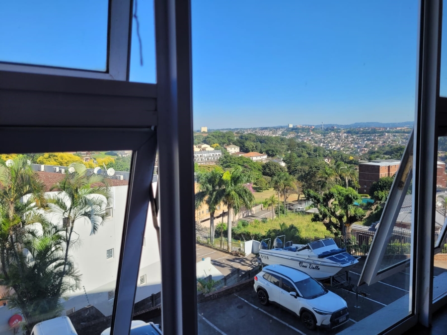 To Let 2 Bedroom Property for Rent in Morningside KwaZulu-Natal