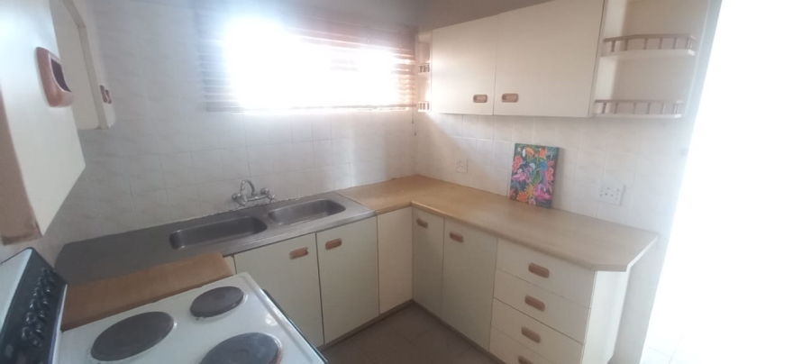 To Let 2 Bedroom Property for Rent in Windermere KwaZulu-Natal
